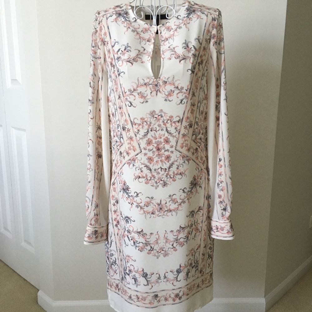 BCBG Freya Scarf Print Tunic Dress in Gardenia